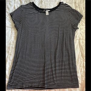 H&M basic striped tee Size L